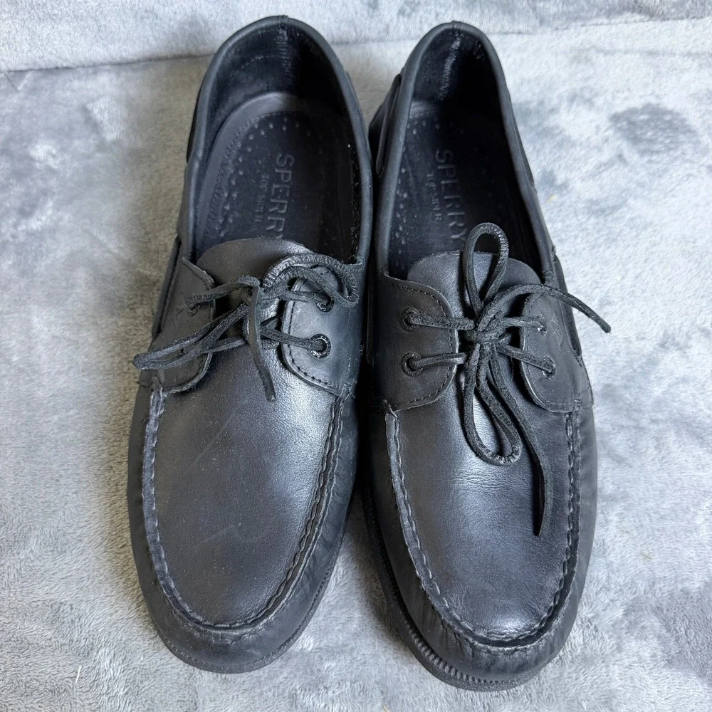 Sperry Top-Sider sleek or secure